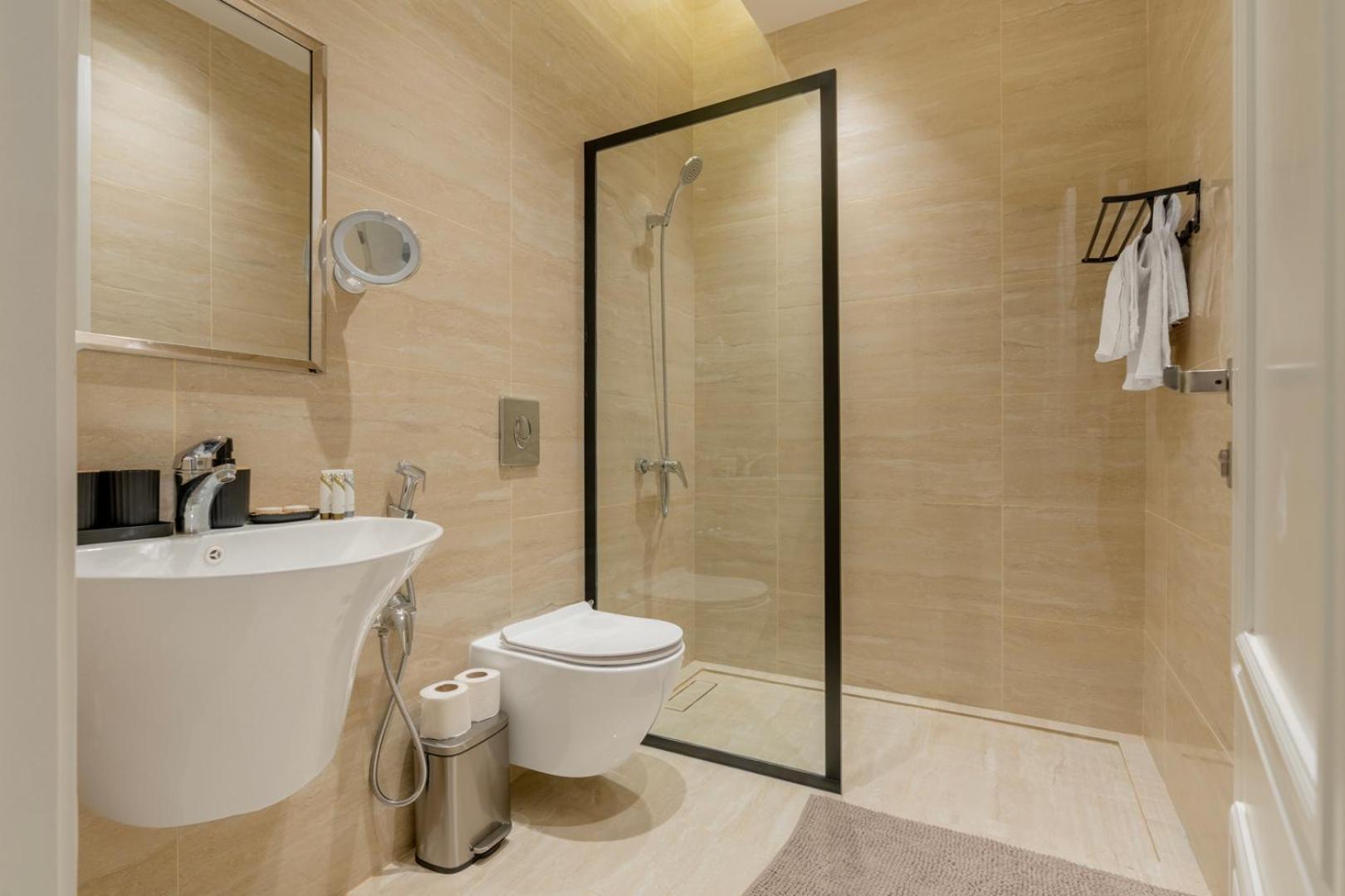 Layali 3br - Int'l Convention And Exhibition Center